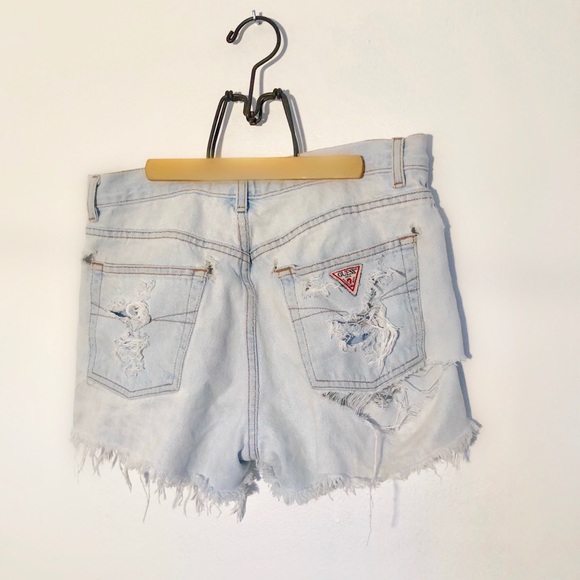 Guess Jeans Destressed Shorts - Picture 2 of 3